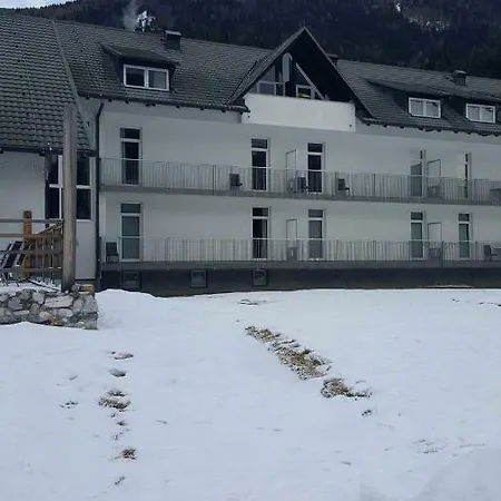 Apartma Kurji Vrh - Chicken *